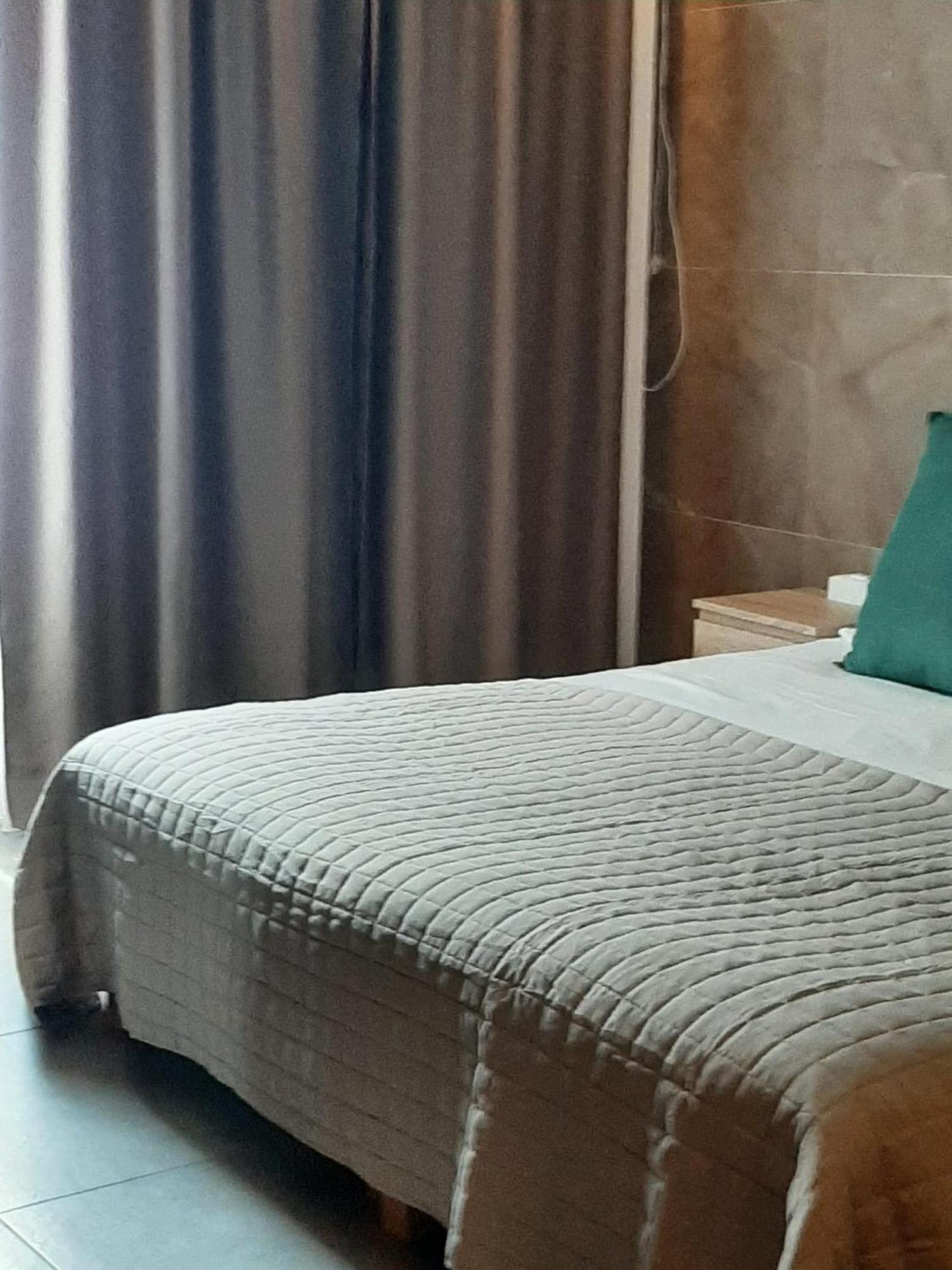 Baaria Apartment Barcellona-Pozzo di Gotto Bagian luar foto
