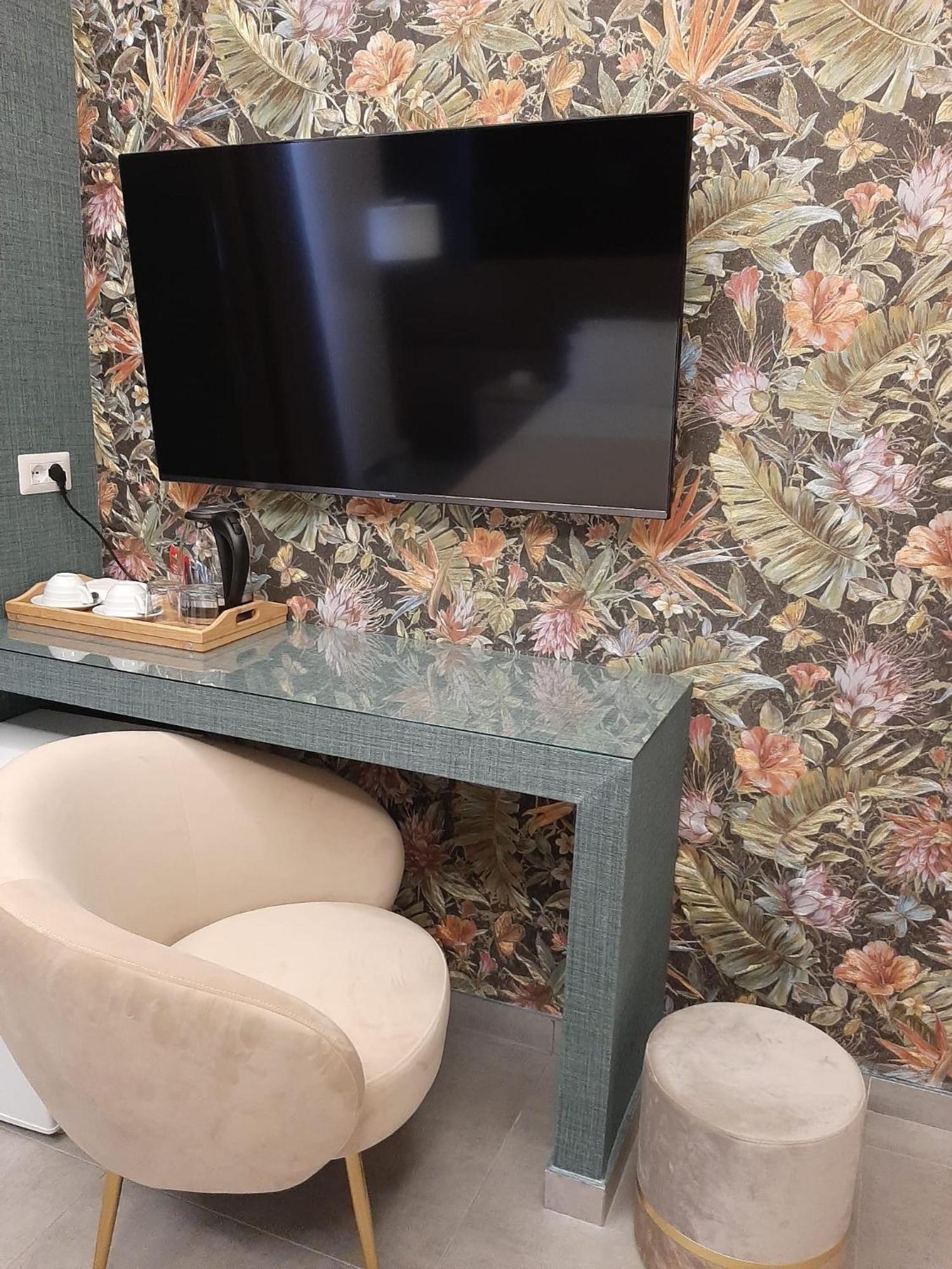 Baaria Apartment Barcellona-Pozzo di Gotto Bagian luar foto